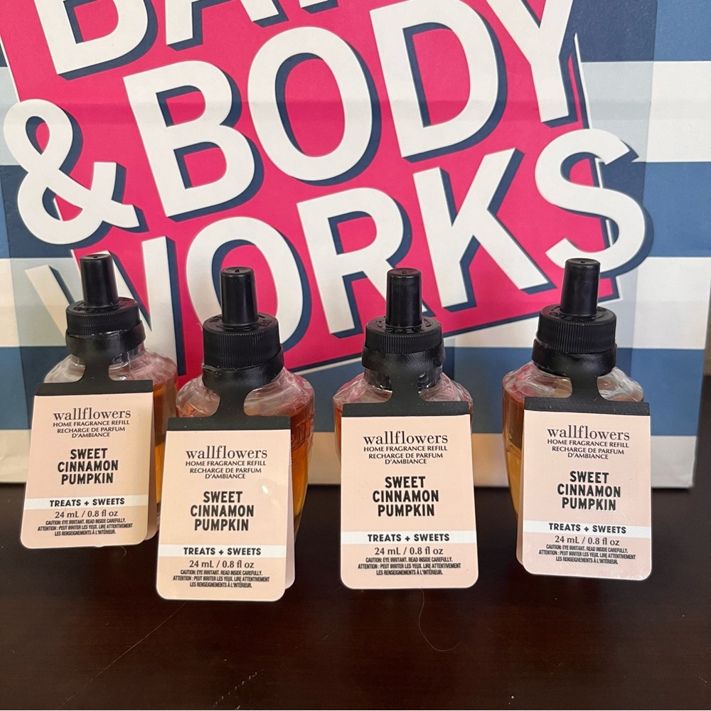 New Sweet Cinnamon Pumpkin Bath & Body Works wallflower fragrance refills 4-pack